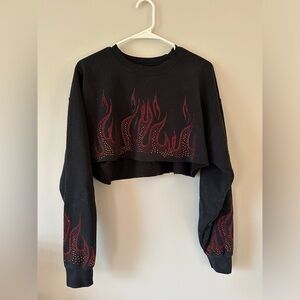 LF cropped fire gem crewneck
